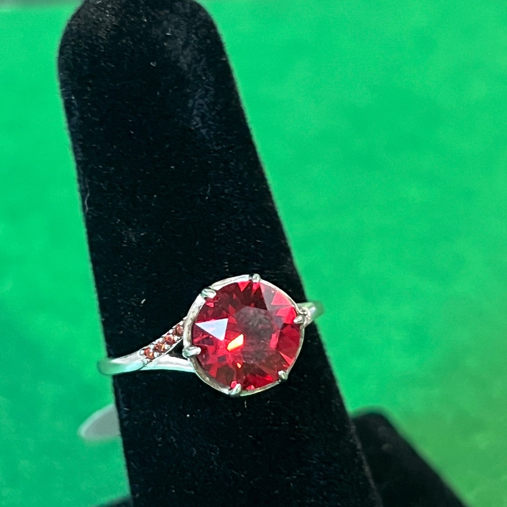 Fragrant Jewel Moulin Rough Ring - Picture 2 of 3